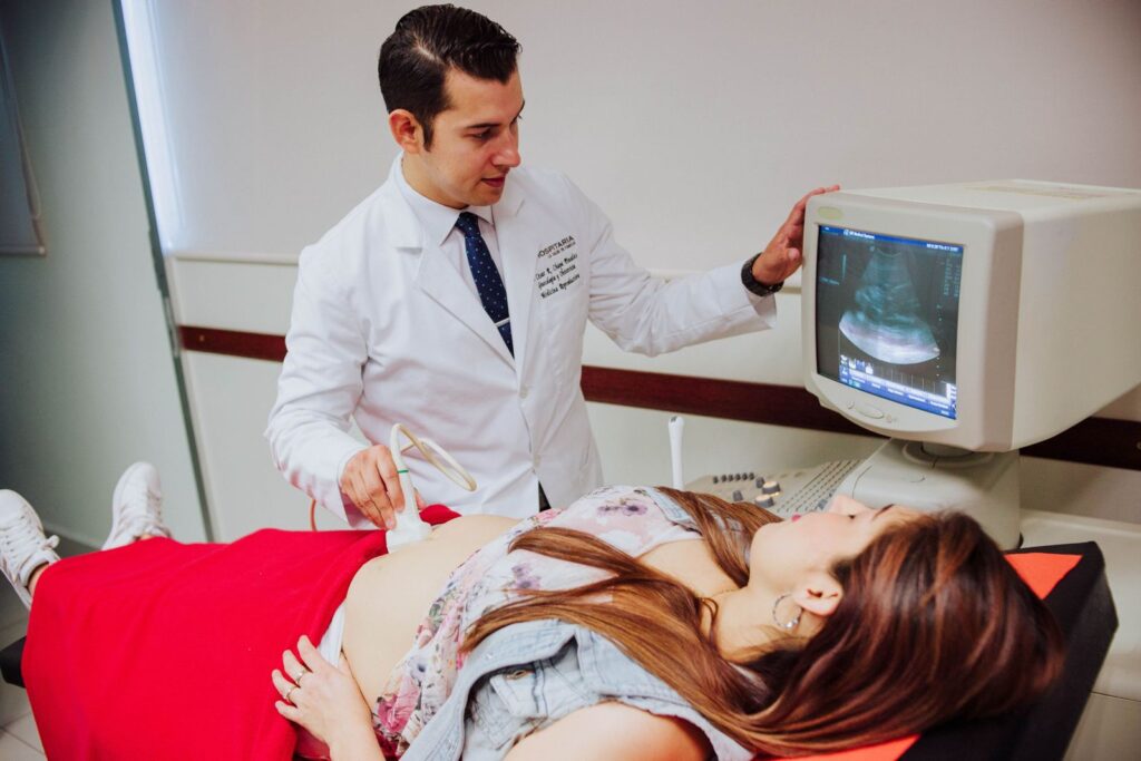 Dr. Cesar Reynaldo