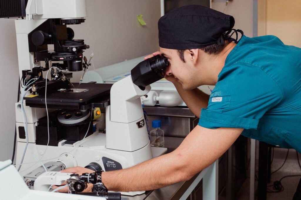 Dr. Cesar Reynaldo Terapia hormonal